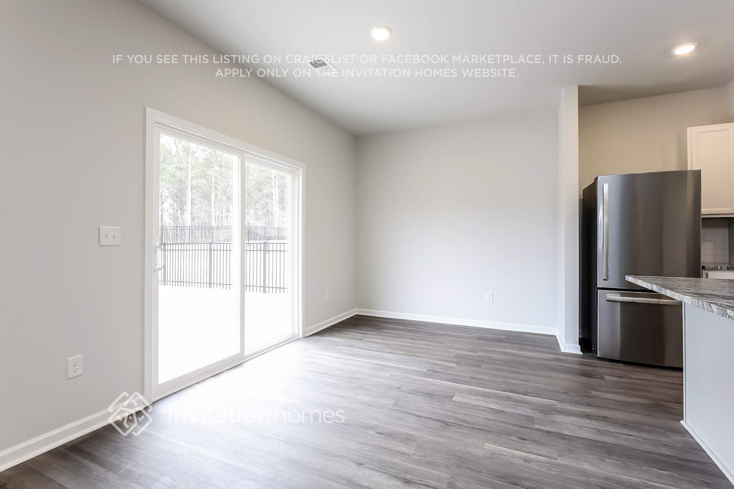 Building Photo - 3976 Zepelin Wy