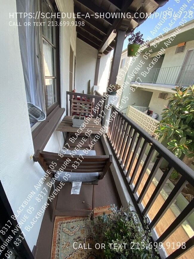 Building Photo - No Security Deposit-Beverly Grove-Near 3rd...