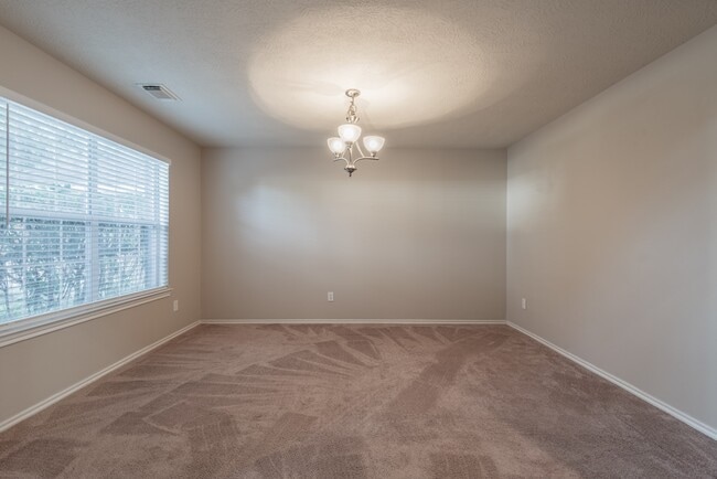 Building Photo - 6707 Topsfield Point Dr