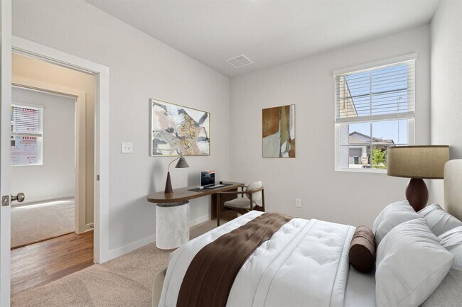 Building Photo - 133 Cutleaf