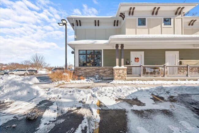 Building Photo - 364 S Main St