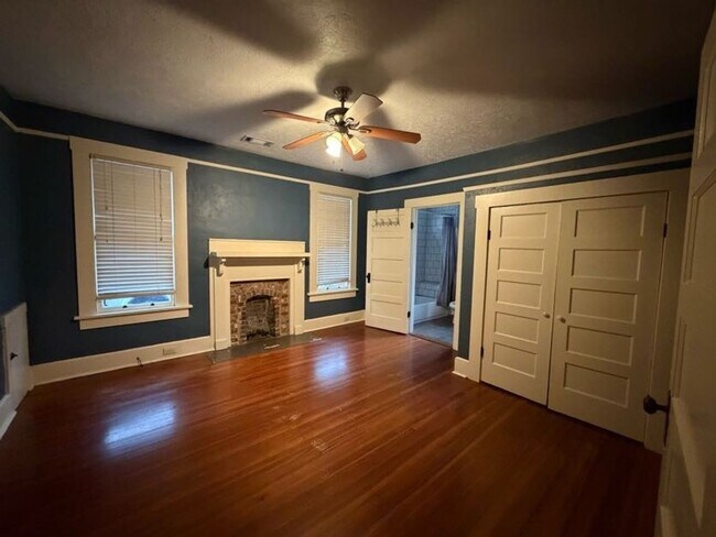 Building Photo - Midtown Bungalow 2BR House in Columbus Near Park