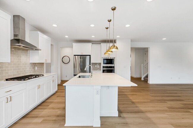 Building Photo - Spacious Two-Story in Port Orchard