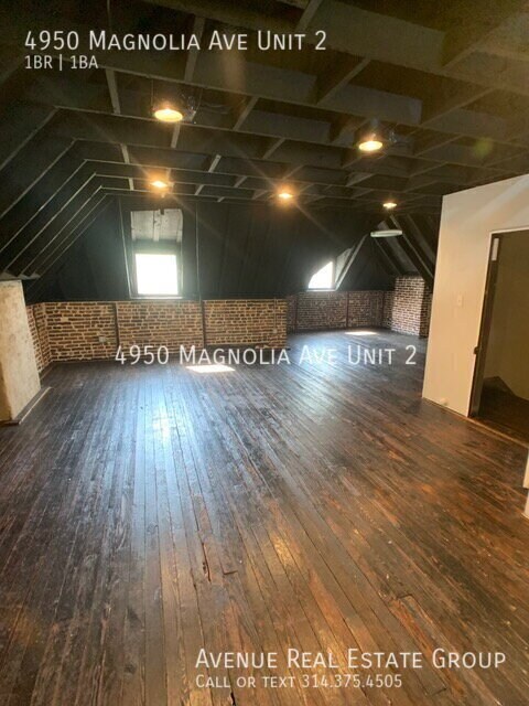 Building Photo - 4950 Magnolia Ave