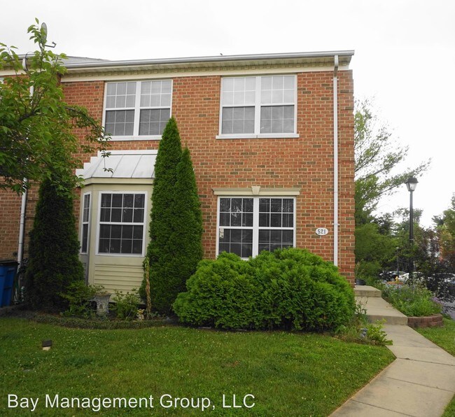 Primary Photo - 4 br, 3 bath House - 521 Green Valley Court
