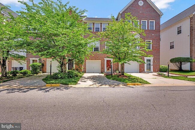 Building Photo - 1815 Spanish Oak Ln