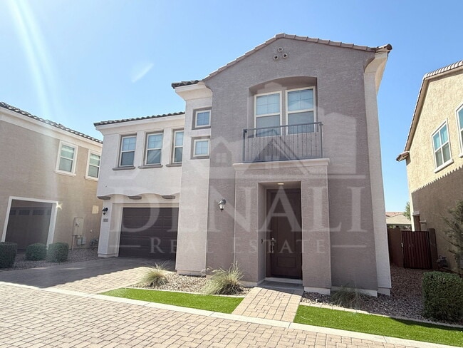 Building Photo - 651 N Abalone Dr
