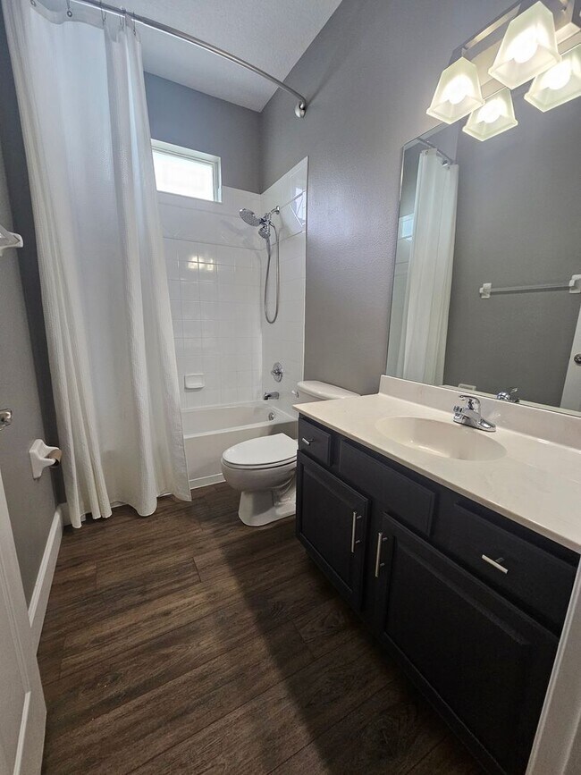 Building Photo - Victoria Park 3 Bedroom Home in Deland