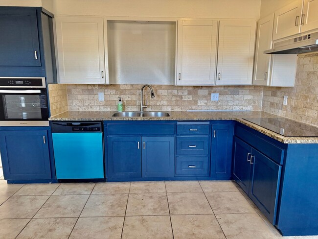 Building Photo - Fully Remodeled 4 Bedroom / 3 Bath Home with Two Primary Suites!