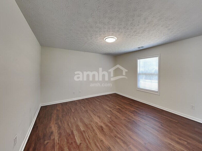 Building Photo - 1307 Bramlett Forest Ct SE