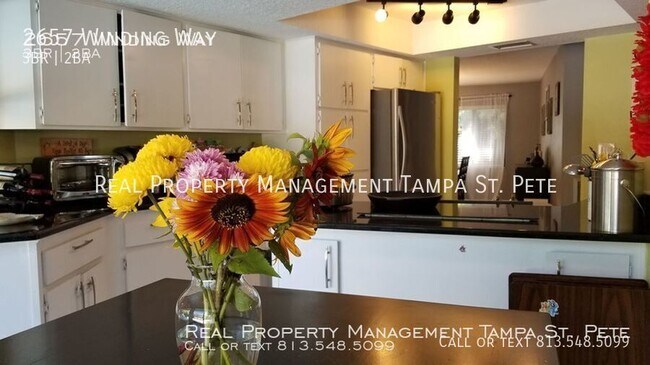 Building Photo - 2657 Winding Way