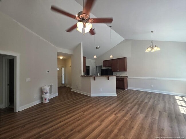 Building Photo - 507 Moss Pink Dr