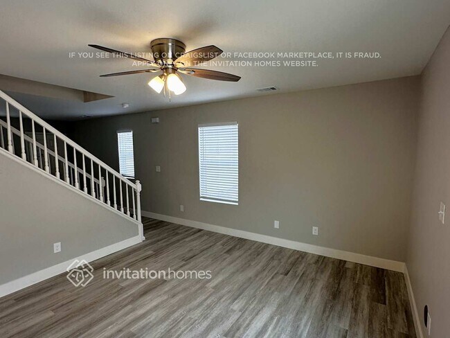 Building Photo - 5545 N Gibraltar St