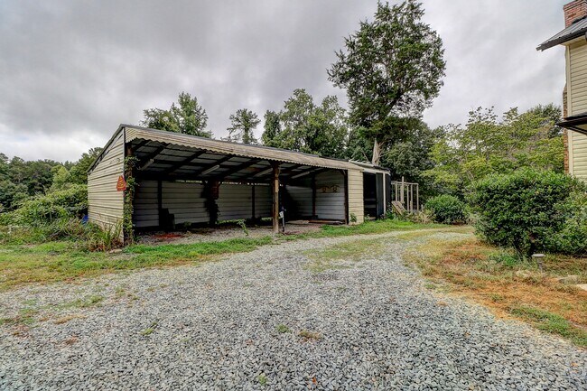 Building Photo - 3601 Kidd Ln