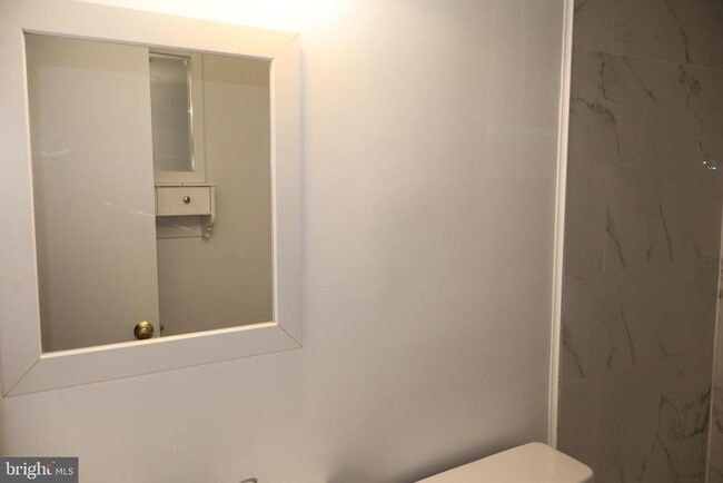 Building Photo - 4951 Americana Dr