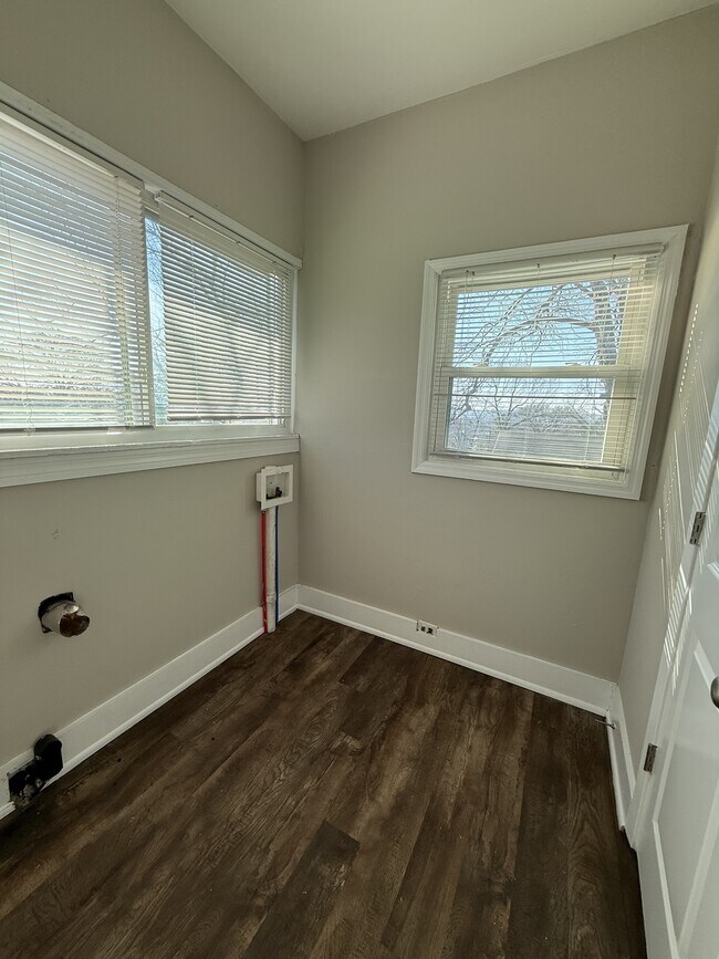 Building Photo - 2223 28th St N