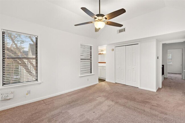 Building Photo - 735 Patterson Ave