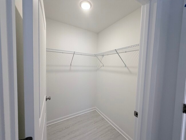 Building Photo - 179 Charter Dr