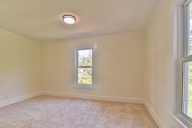 Building Photo - Charming Renovated Home on Acreage — Minutes from Town