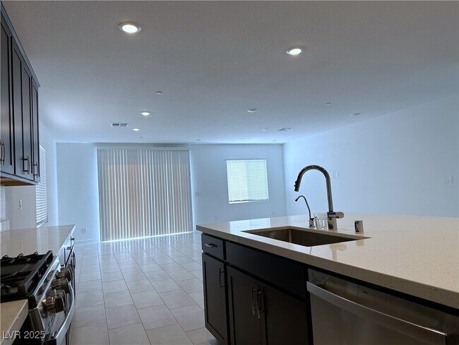 Building Photo - 3495 Lamberto Clf Wy