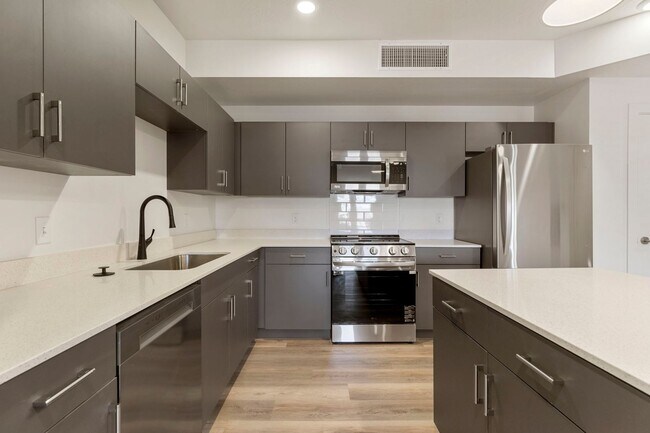 Building Photo - Brand New Modern Apartments at Ascesa