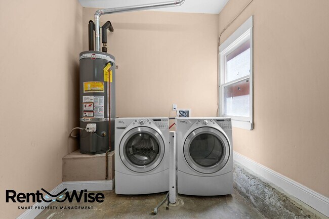 Building Photo - 74 Farview Ct