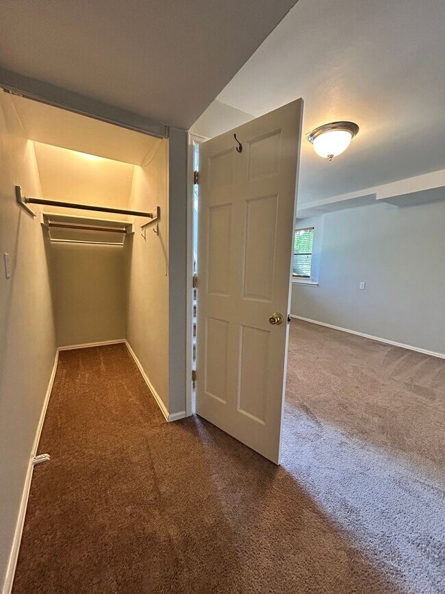 Building Photo - Hidden Gem in Downtown Boulder! 3 Bed 2 Bath Condo Available