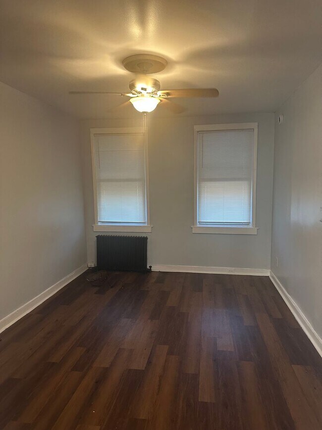 Building Photo - 2927 Edison Hwy