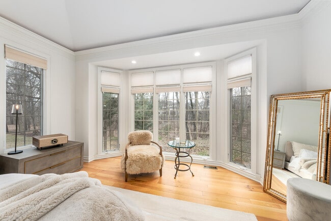 Building Photo - 16646 Brooklane Blvd