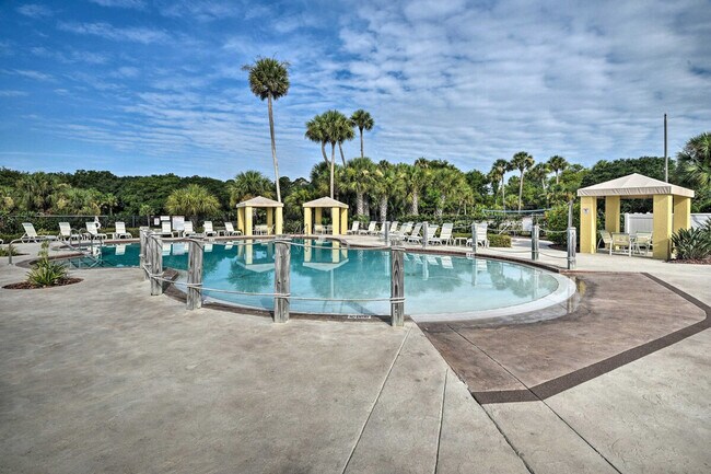 Building Photo - 400 Canopy Walk Ln