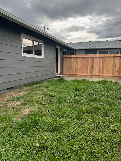 Building Photo - 1735 Crater Lake Ave