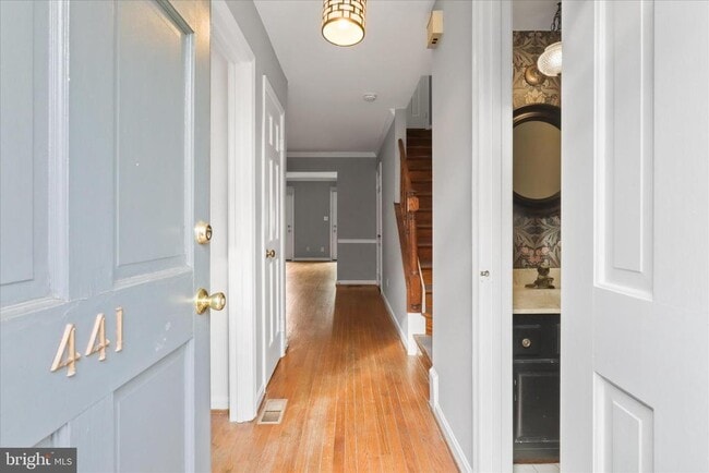 Building Photo - 441 Old Town Ct