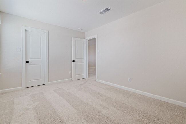 Building Photo - 1131 Campside Dr