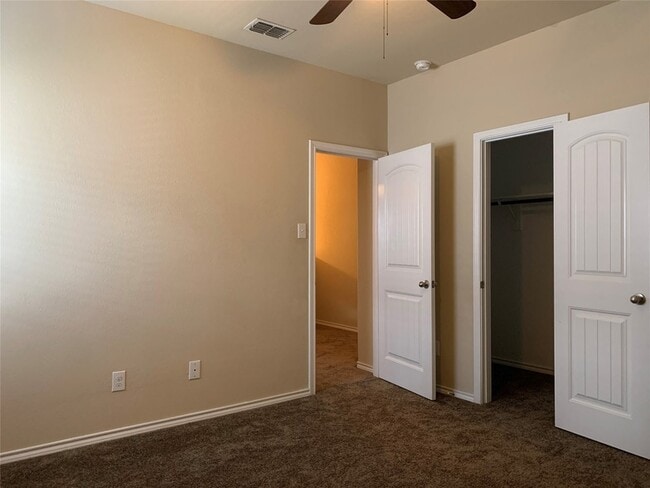 Building Photo - 6353 Eagle Lake Ct