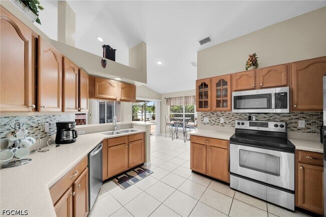 Building Photo - 3505 Surfside Blvd