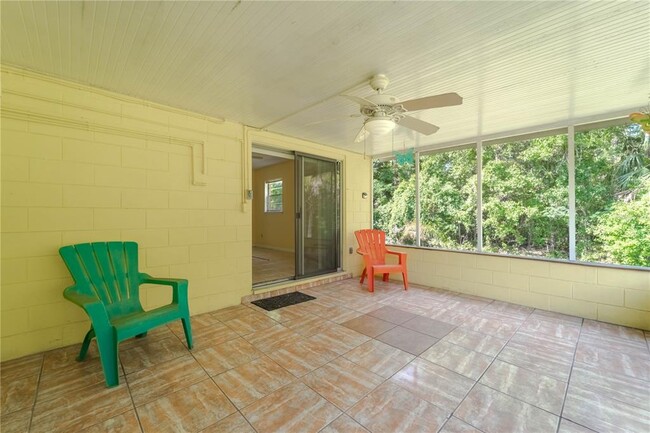 Building Photo - 3352 Netherwood Dr