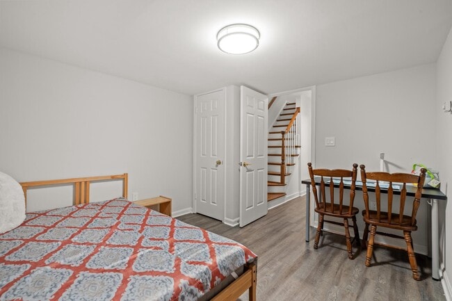 Building Photo - 4422 Westover Pl NW