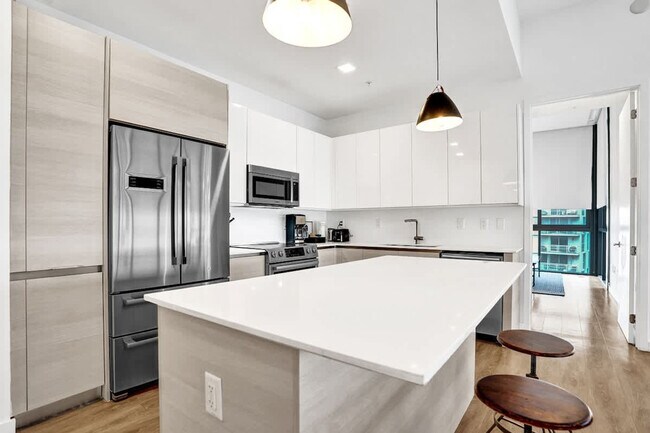 Building Photo - 1220 17th St