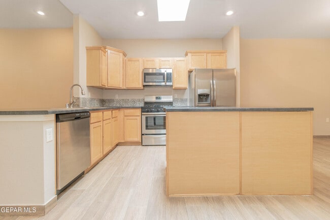 Building Photo - 14993 Eddie Mullens Ct