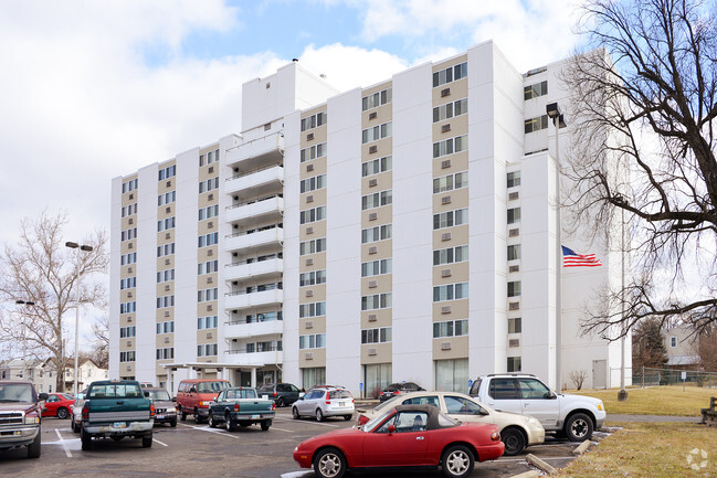 Primary Photo - Belle Tower Apartments