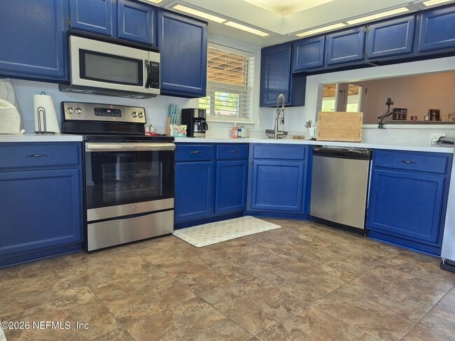 Building Photo - 8513 Rockridge Dr