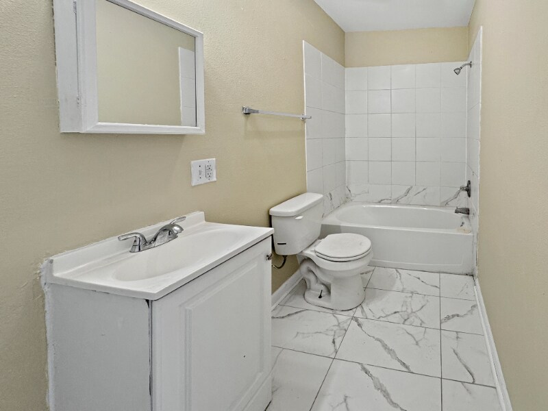 Building Photo - 2150 N Dorgenois St
