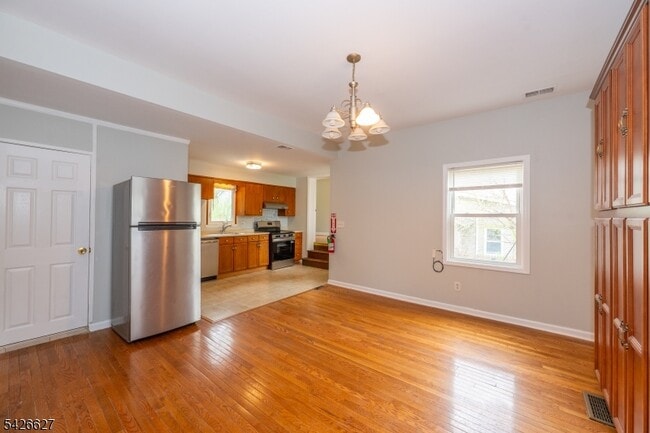 Building Photo - 99 Chesapeake Ave