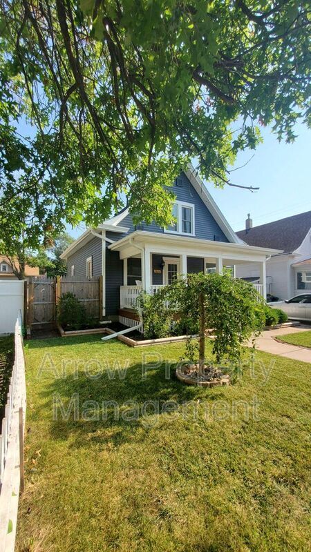 Primary Photo - 2612 Y St