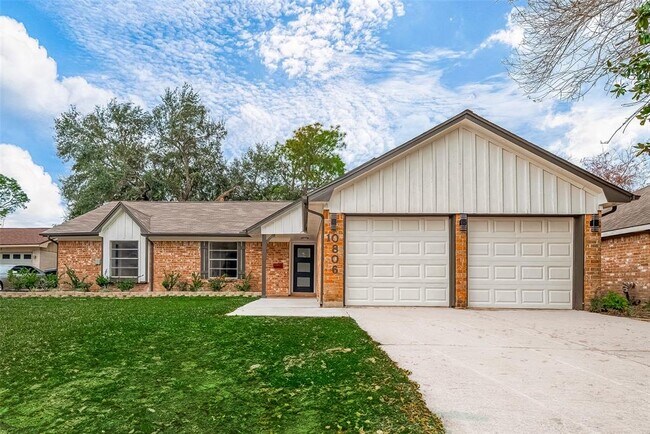 Primary Photo - 10806 Silkwood Dr