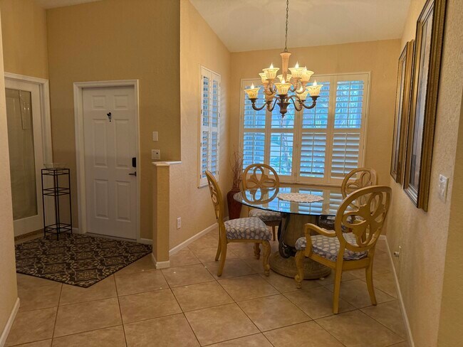 Building Photo - 328 W Coral Trace Cir