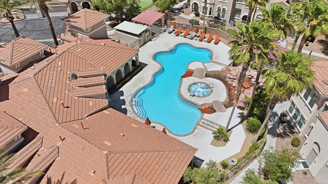 Building Photo - Americana Property Mgmt - Luxury condo 1b - 1b near Summerlin