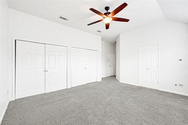 Building Photo - 1273 El Camino Village Dr