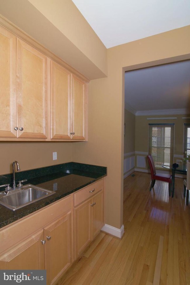 Building Photo - 435 Belmont Bay Dr
