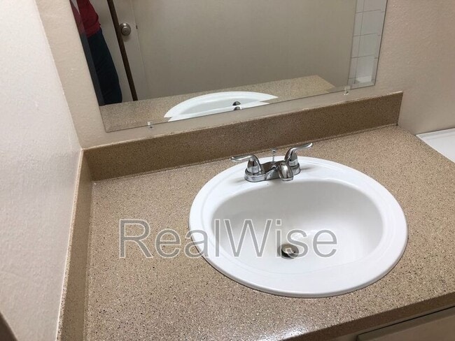 Building Photo - 13437 SE Stark St